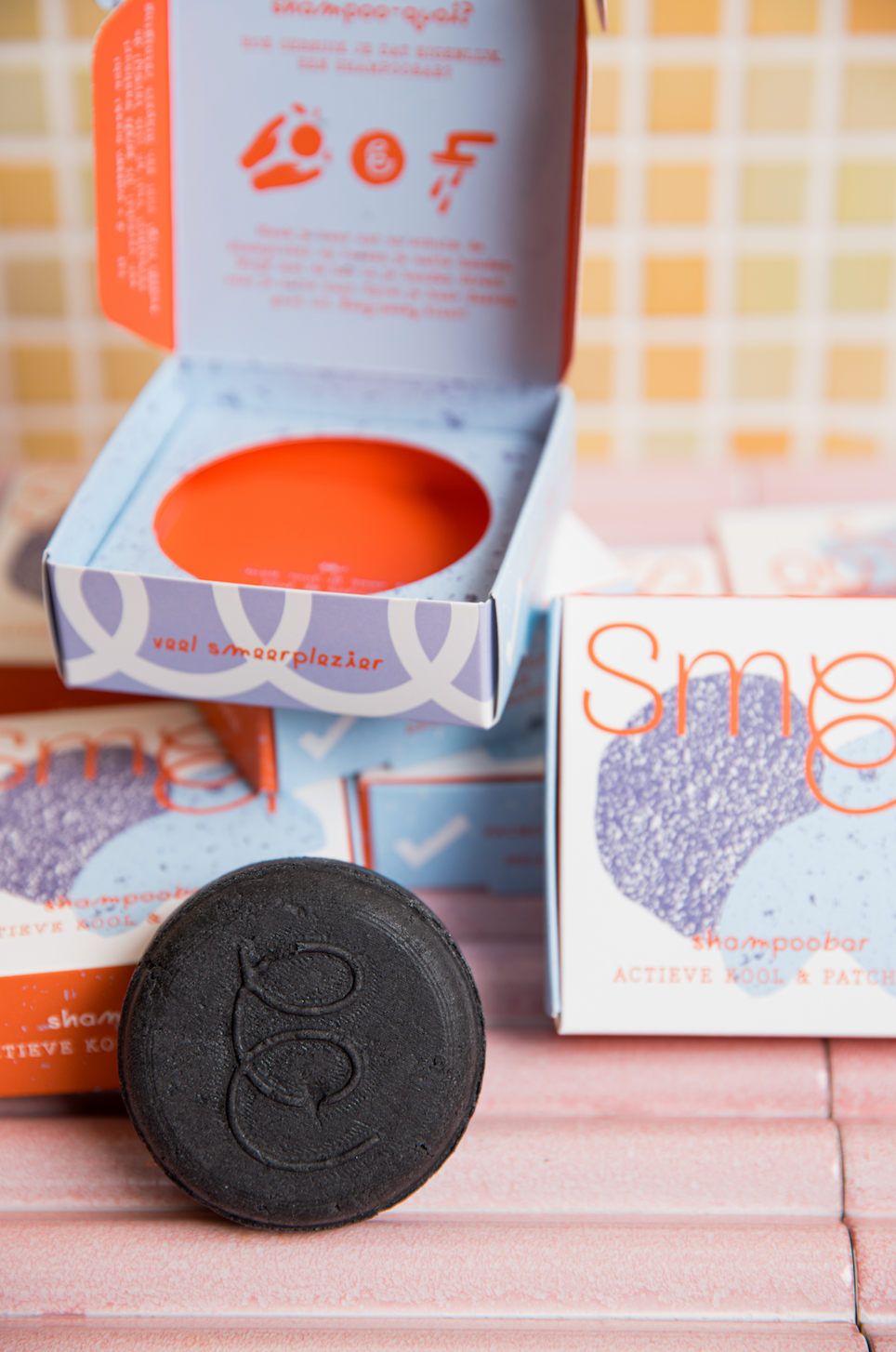 shampoobar met actieve kool & patchouli